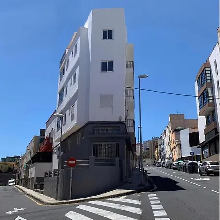 Salud Vacacional アパート サンタクルスデテネリフェ